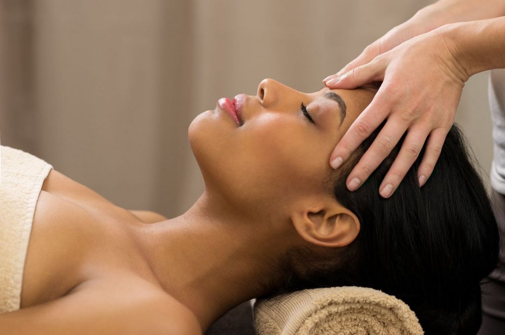 Can a Scalp Massage Therapy Aid Your Hair Expand?